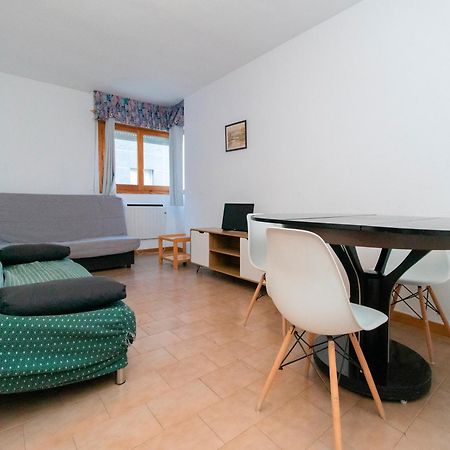 Apartamentos Jaca Ciudadela 3000 Εξωτερικό φωτογραφία